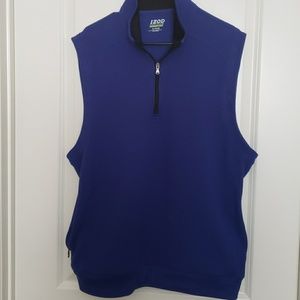IZOD vest in XL